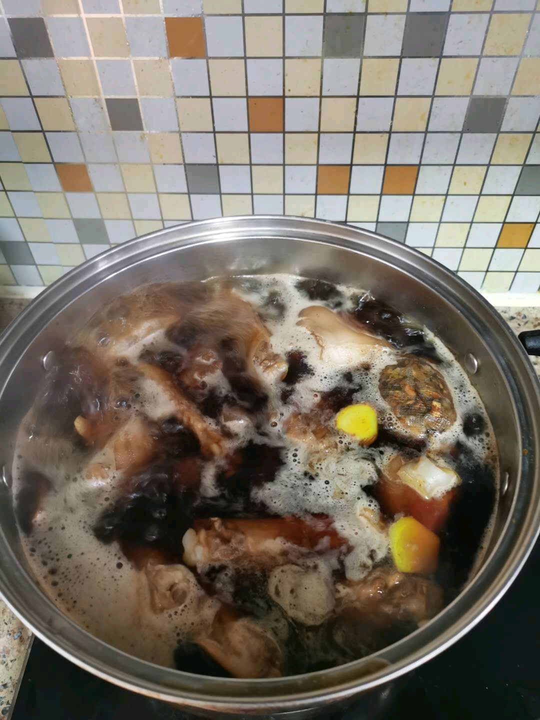无敌蜜制卤猪蹄，鸡翅，鸭爪