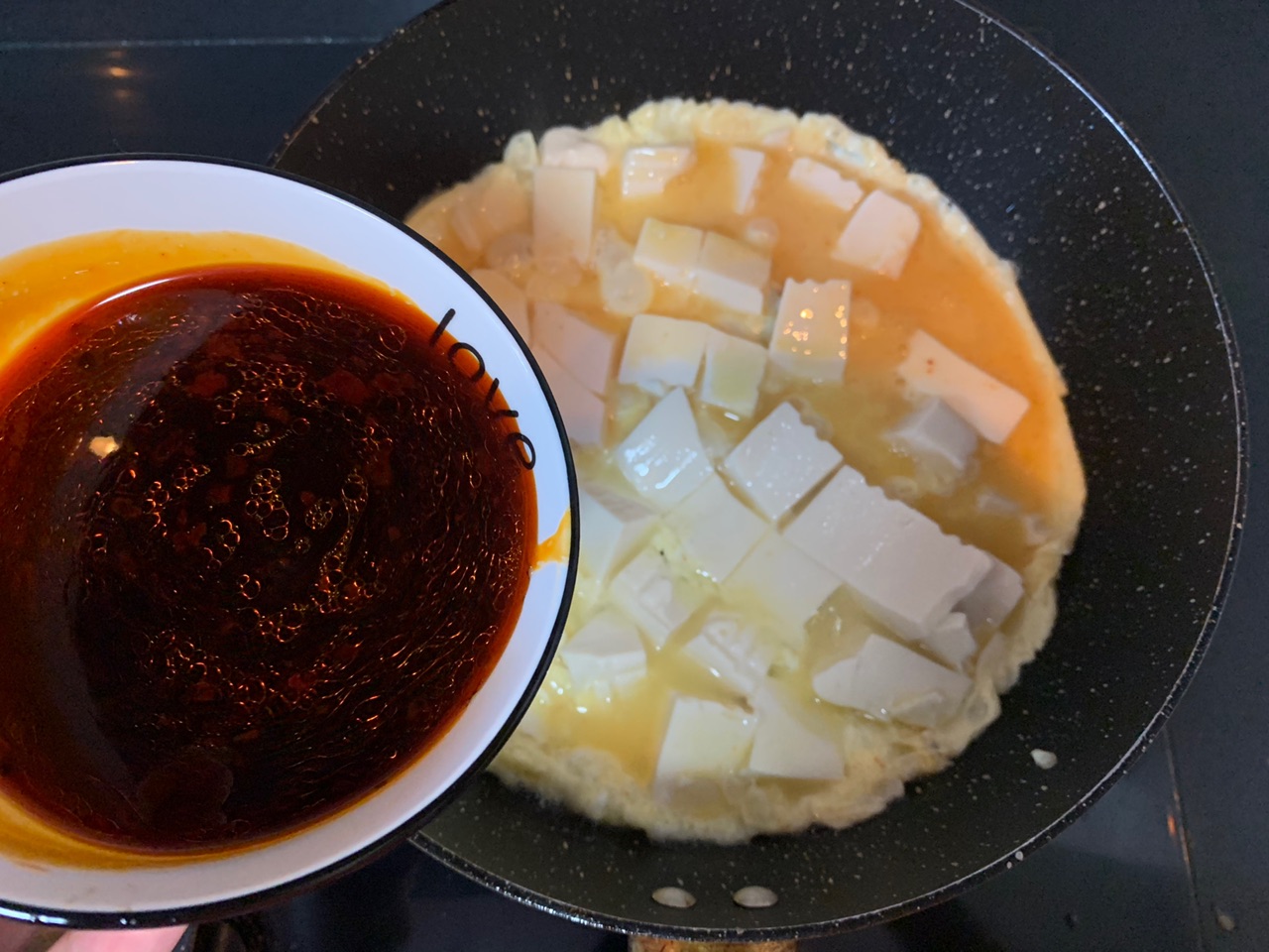 无敌诱人鸡蛋抱豆腐