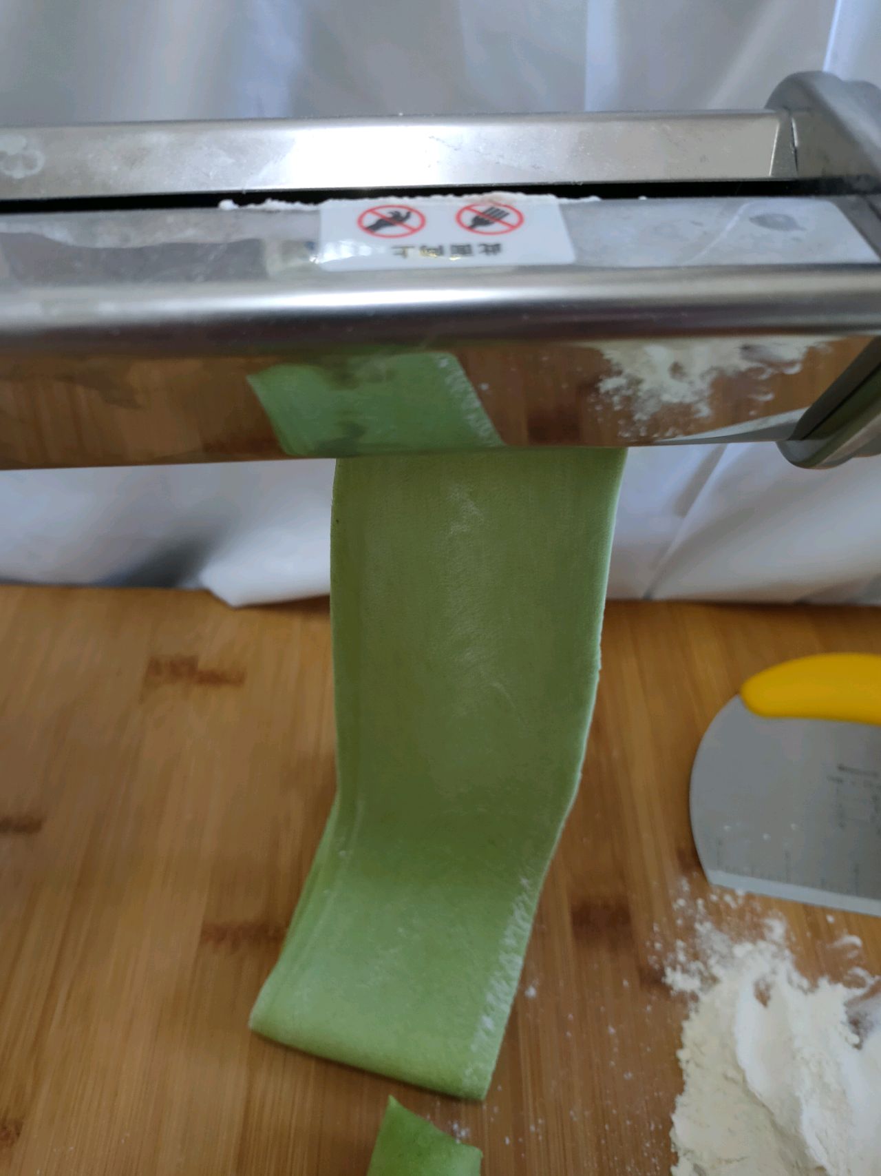 无添加的菠菜切面