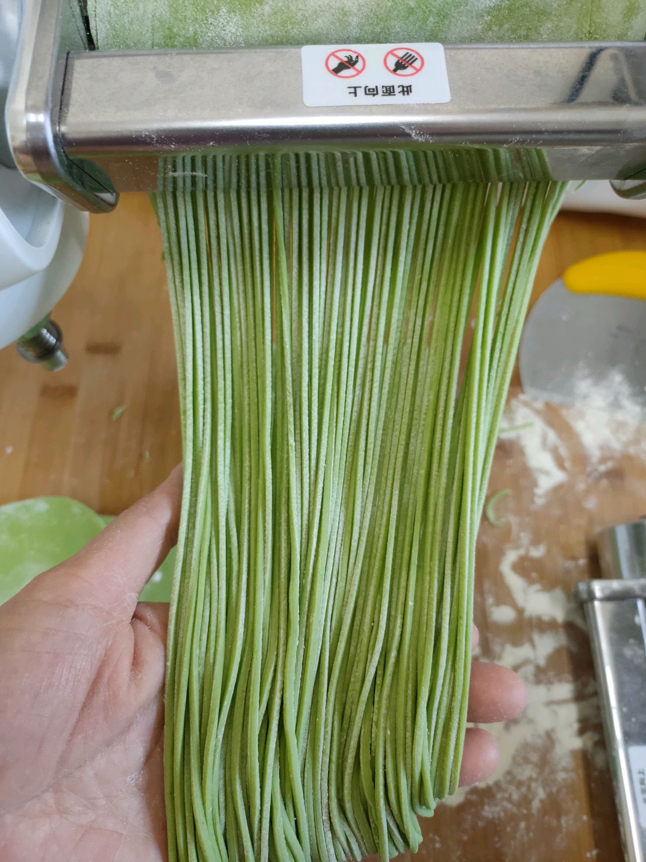 无添加的菠菜切面