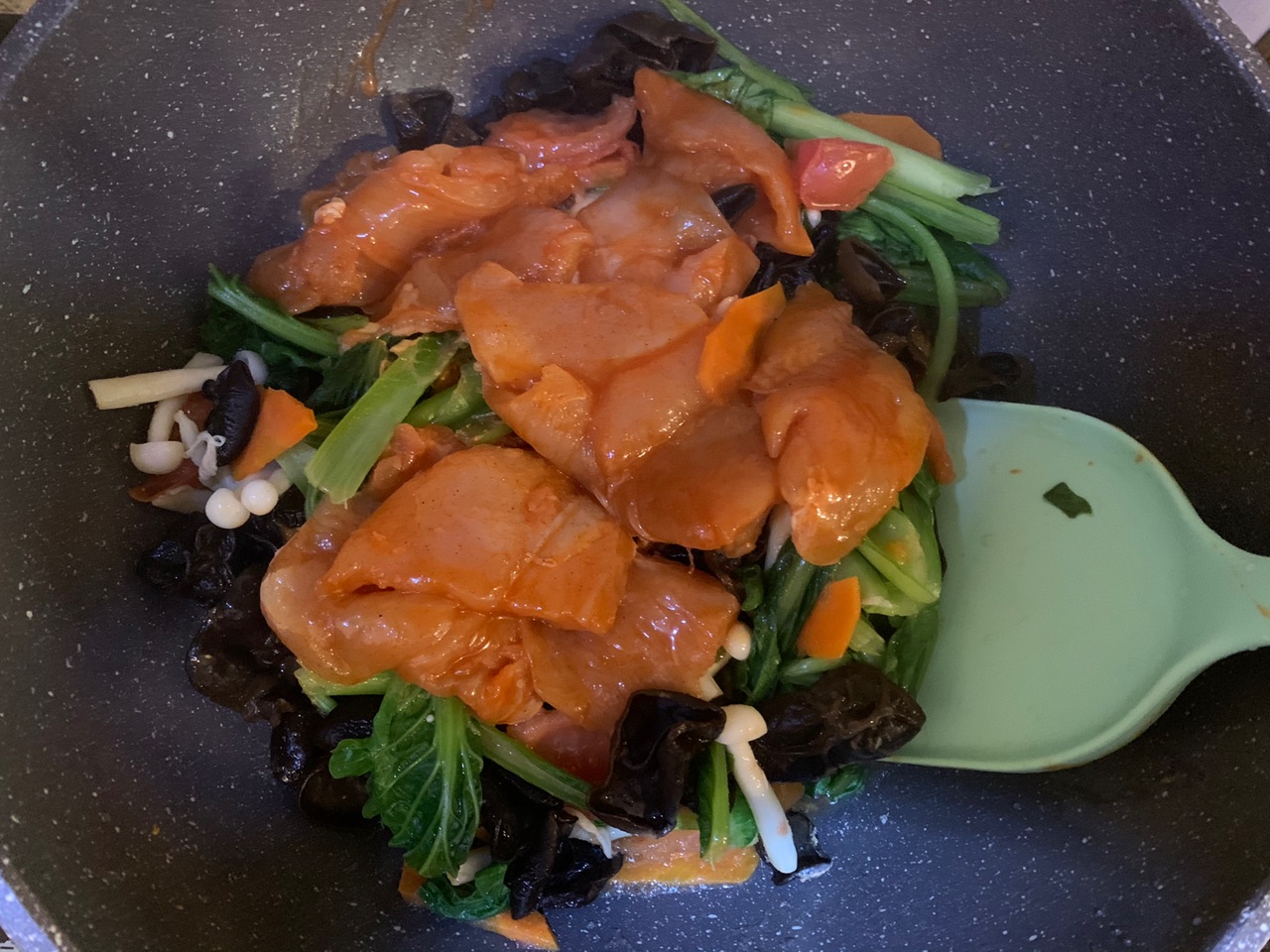无油版杂蔬焖鸡胸肉