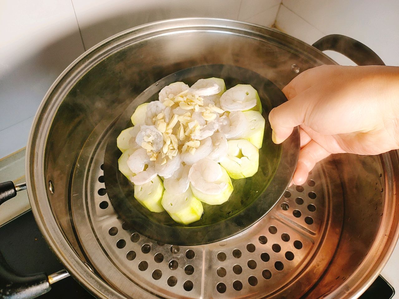 无油的丝瓜蒸虾仁