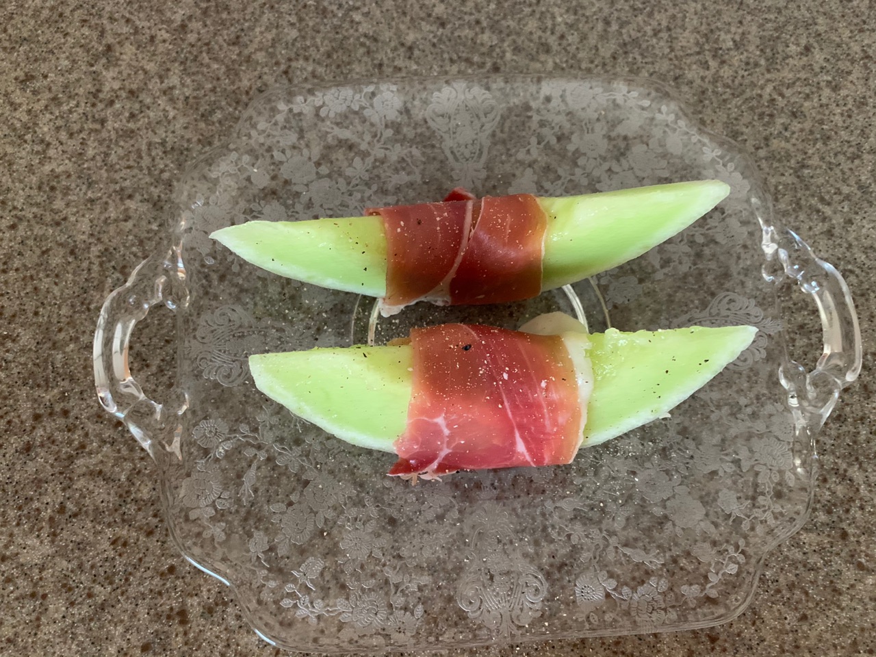 西班牙火腿佐蜜瓜+蜜瓜啤梨汁
