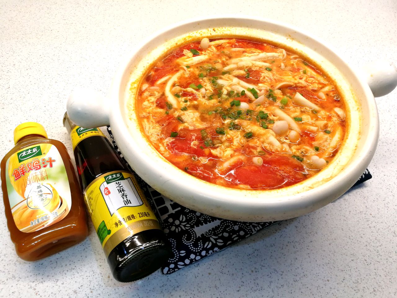 西红柿豆腐菌菇汤