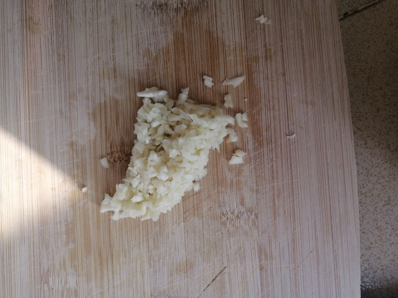 西红柿黄豆沙拉酱汤