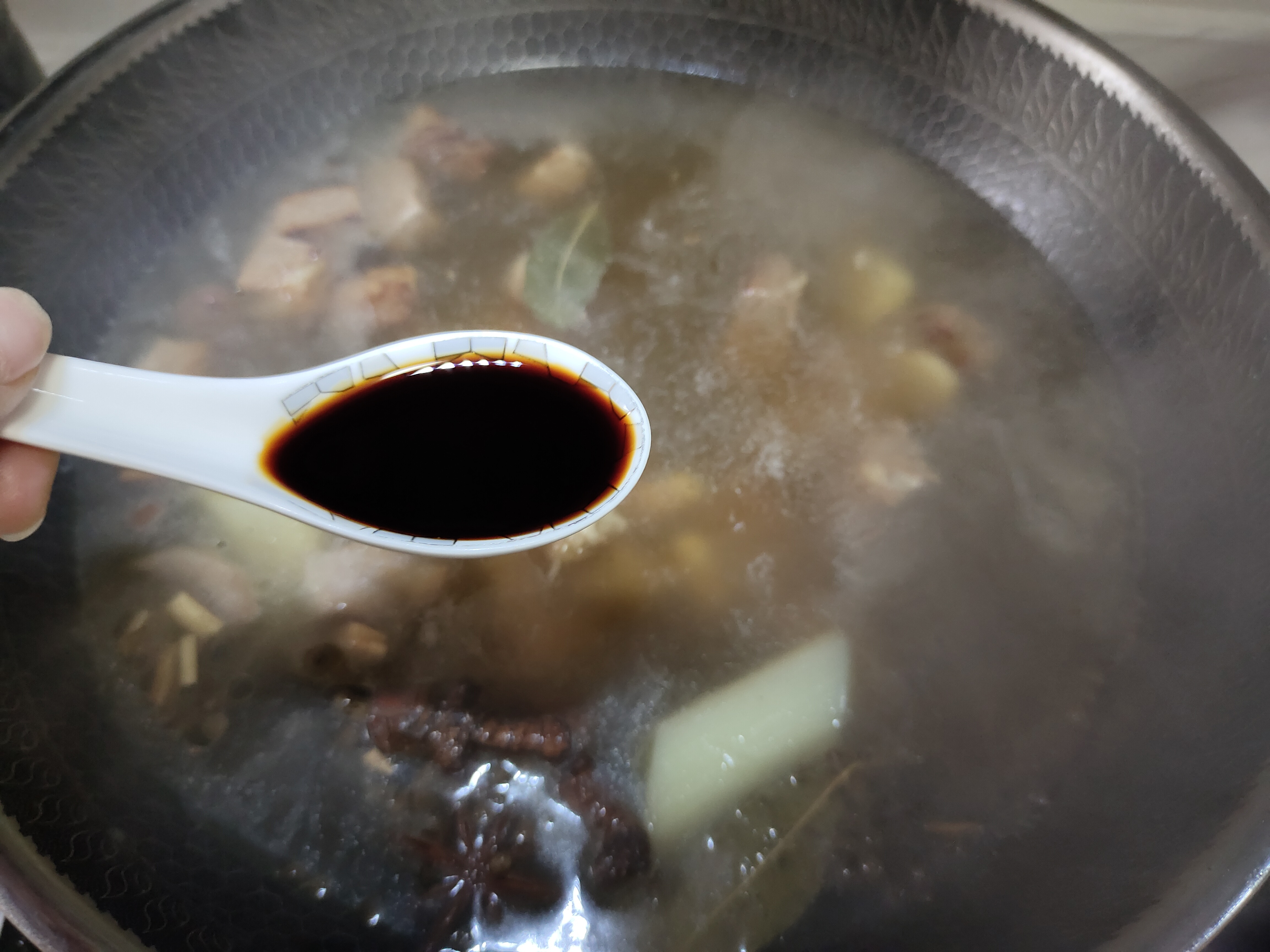 西红柿牛腩汤