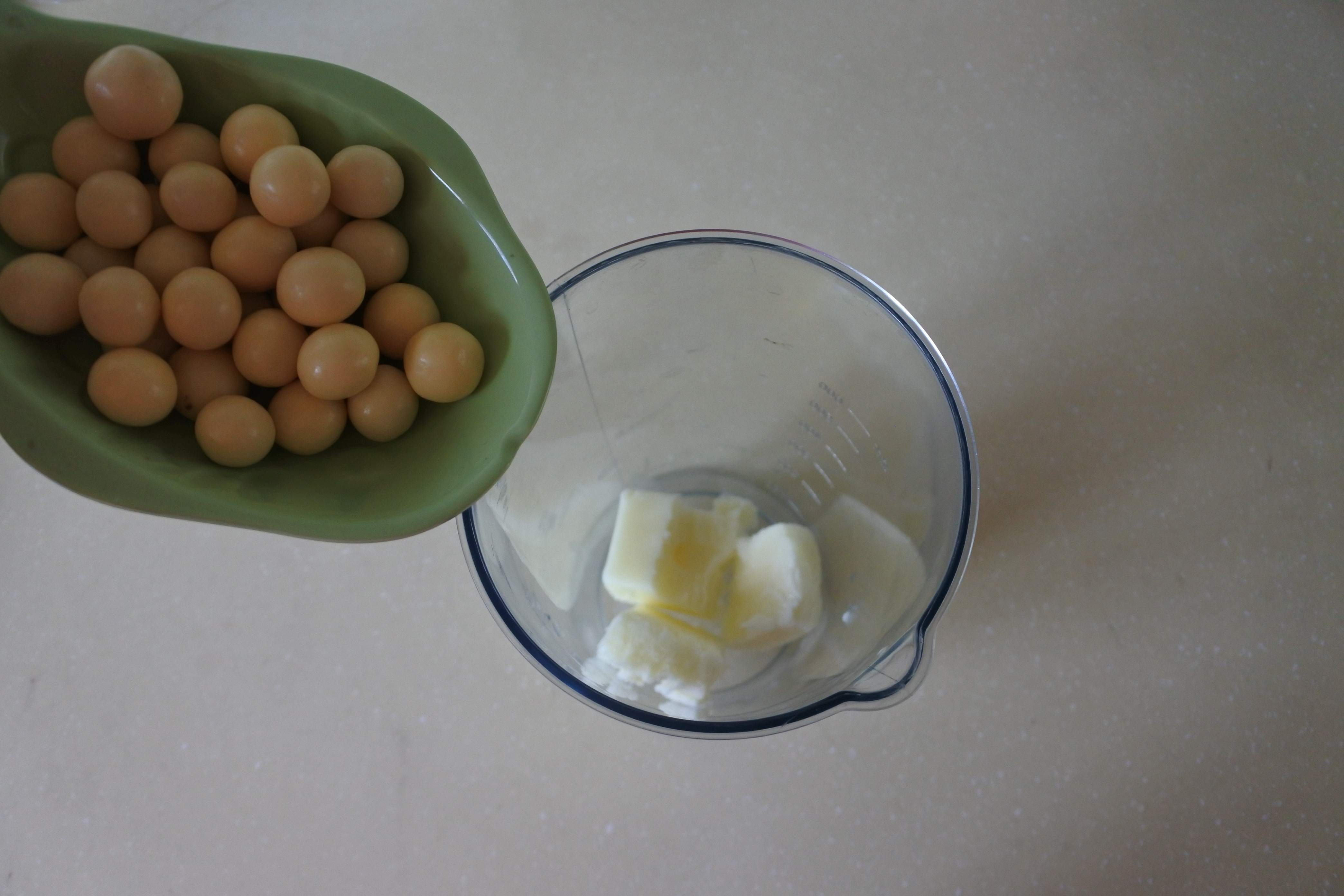 喜欢新鲜感？这杯麦丽素芝士奶昔就是你没喝过的味道