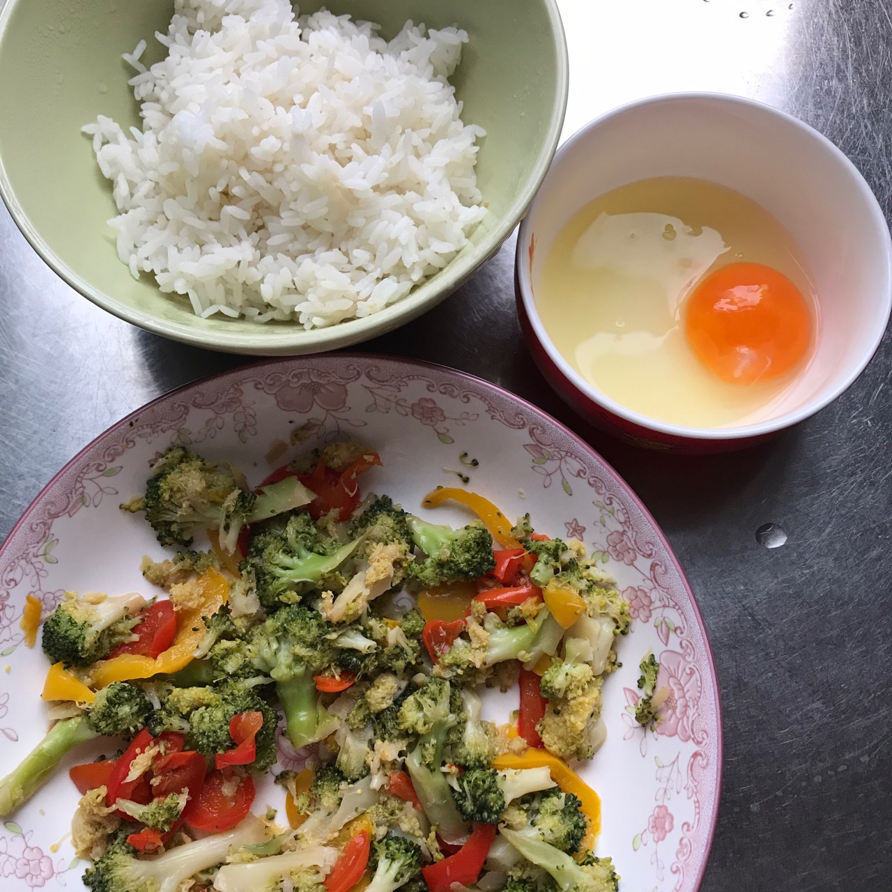 西兰花炒饭