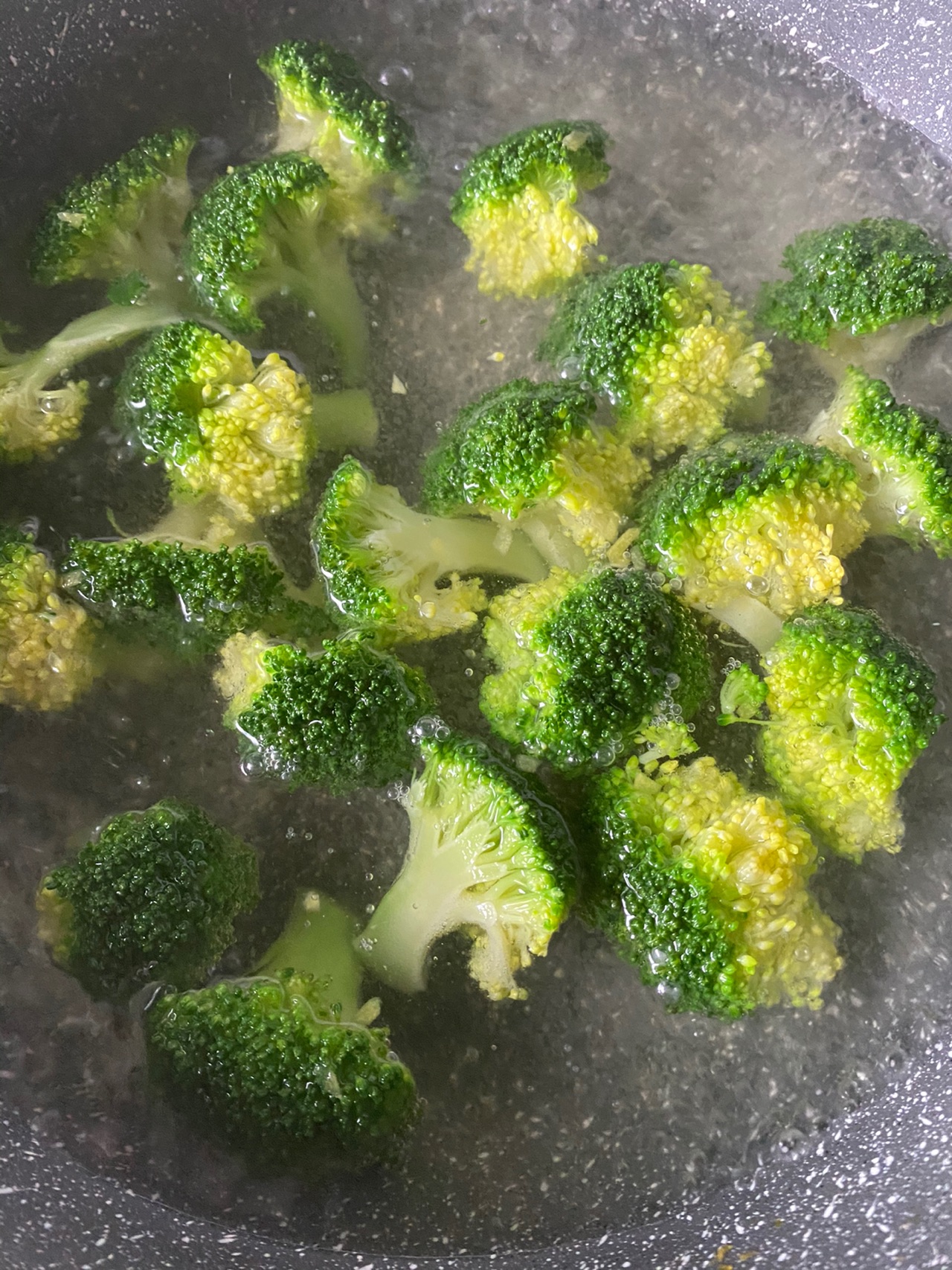 西兰花炒鸡胸肉