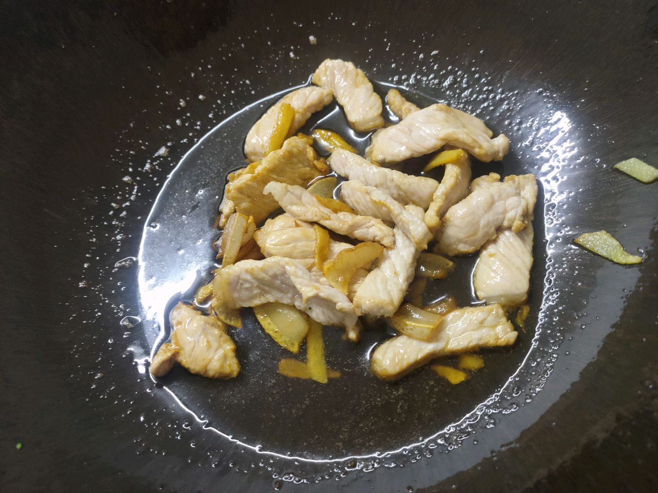 西蓝花炒肉片