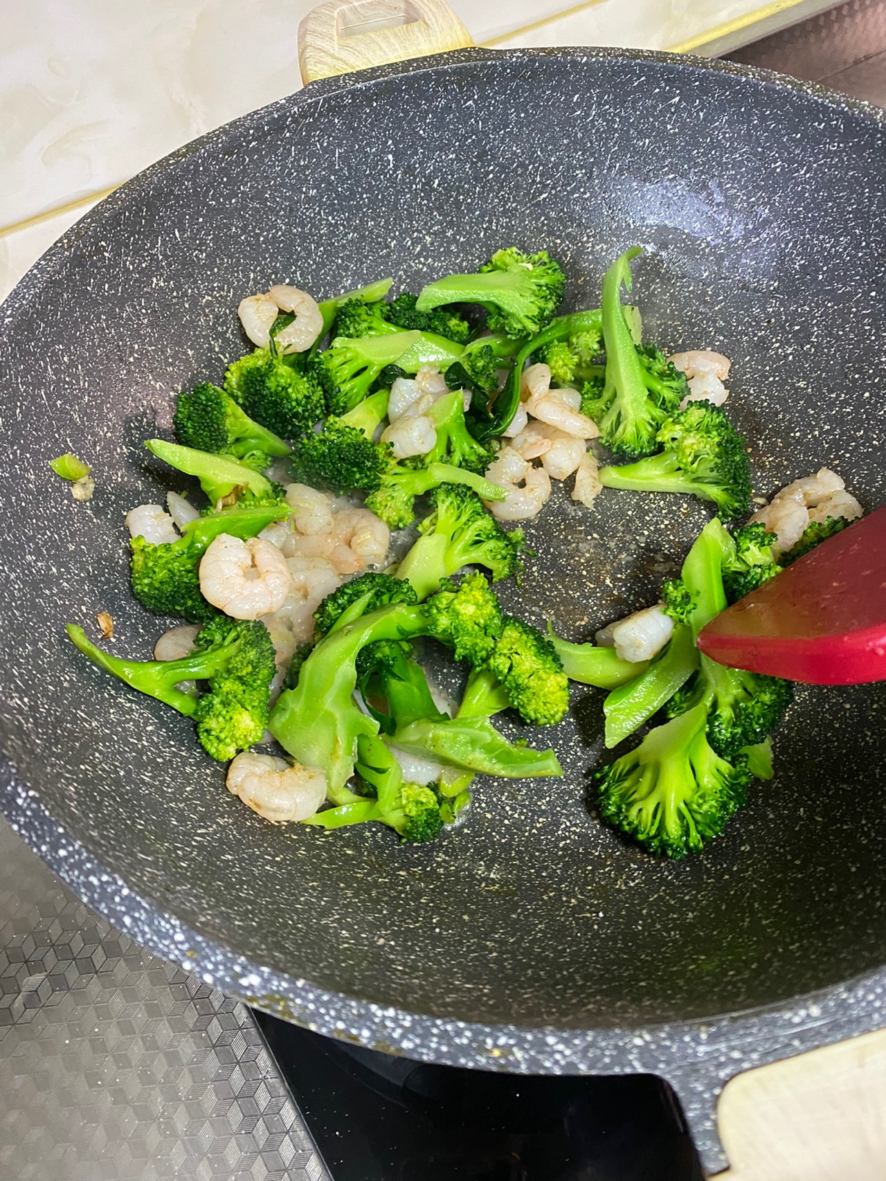 西蓝花炒虾仁