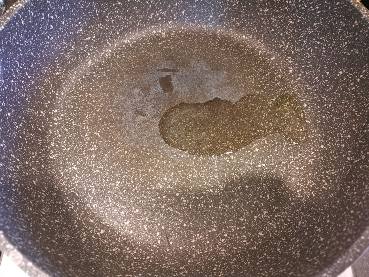 西兰花炒杂丸