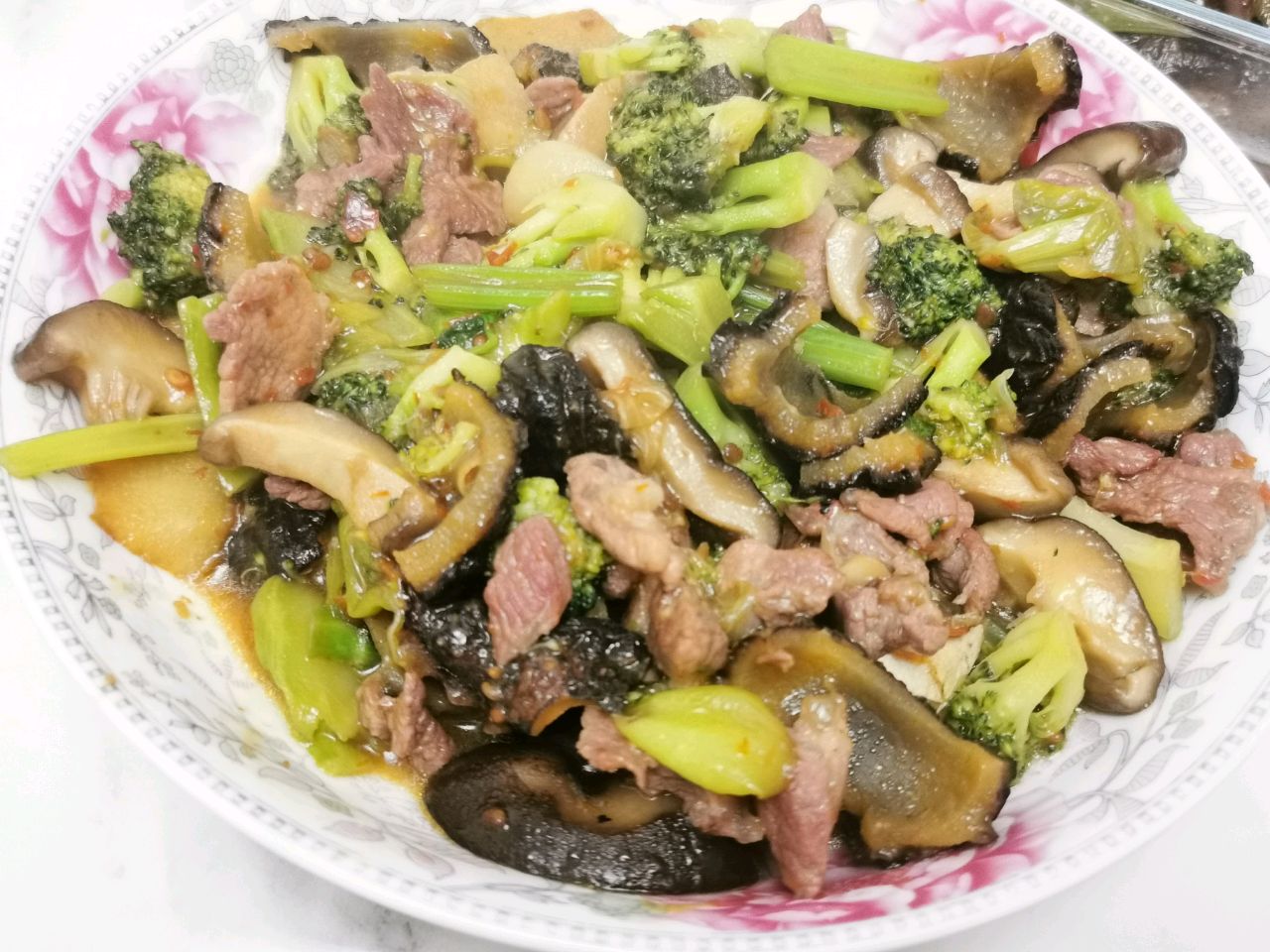西兰花海参