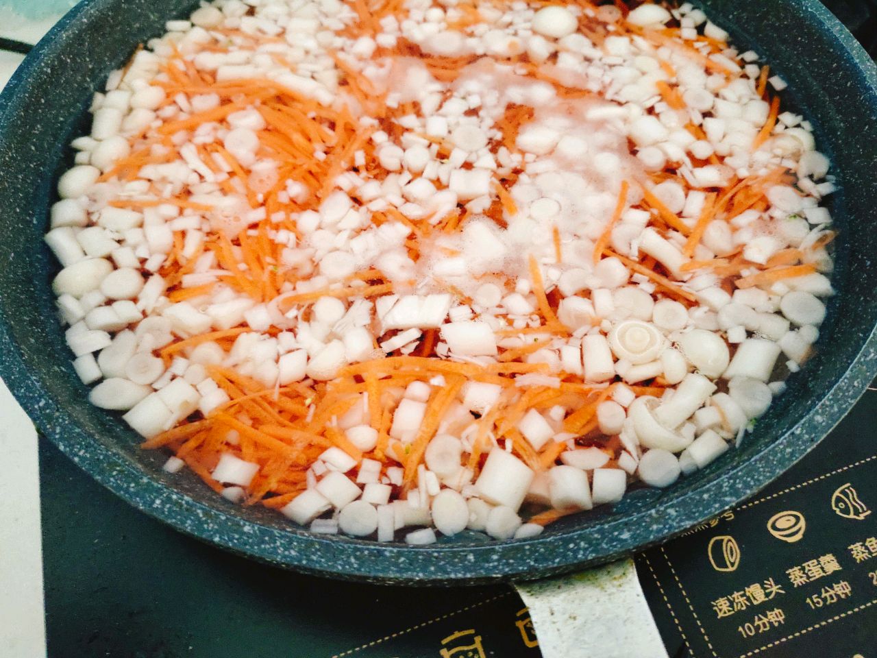西兰花胡萝卜虾仁粥