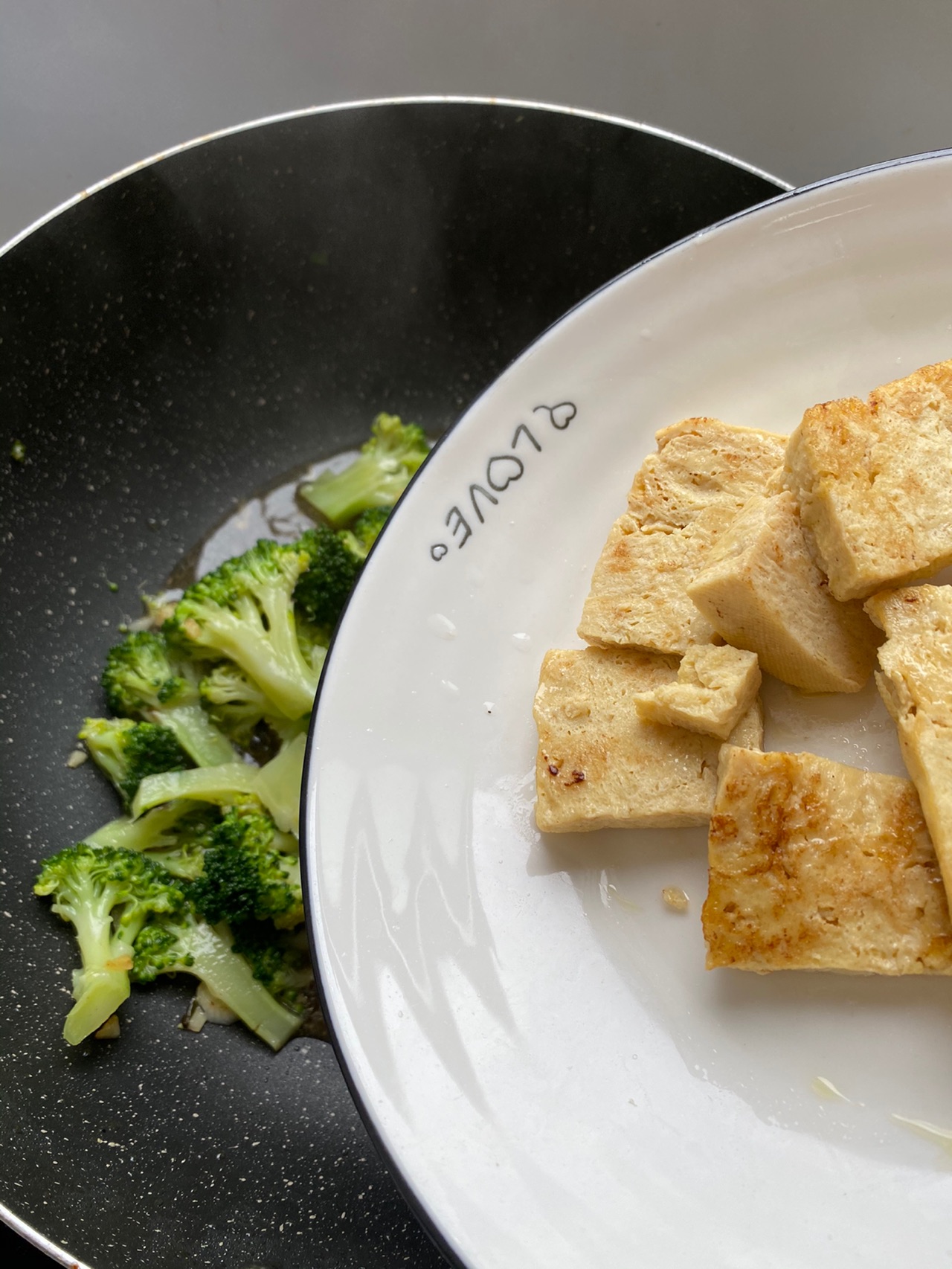 西兰花烧豆腐