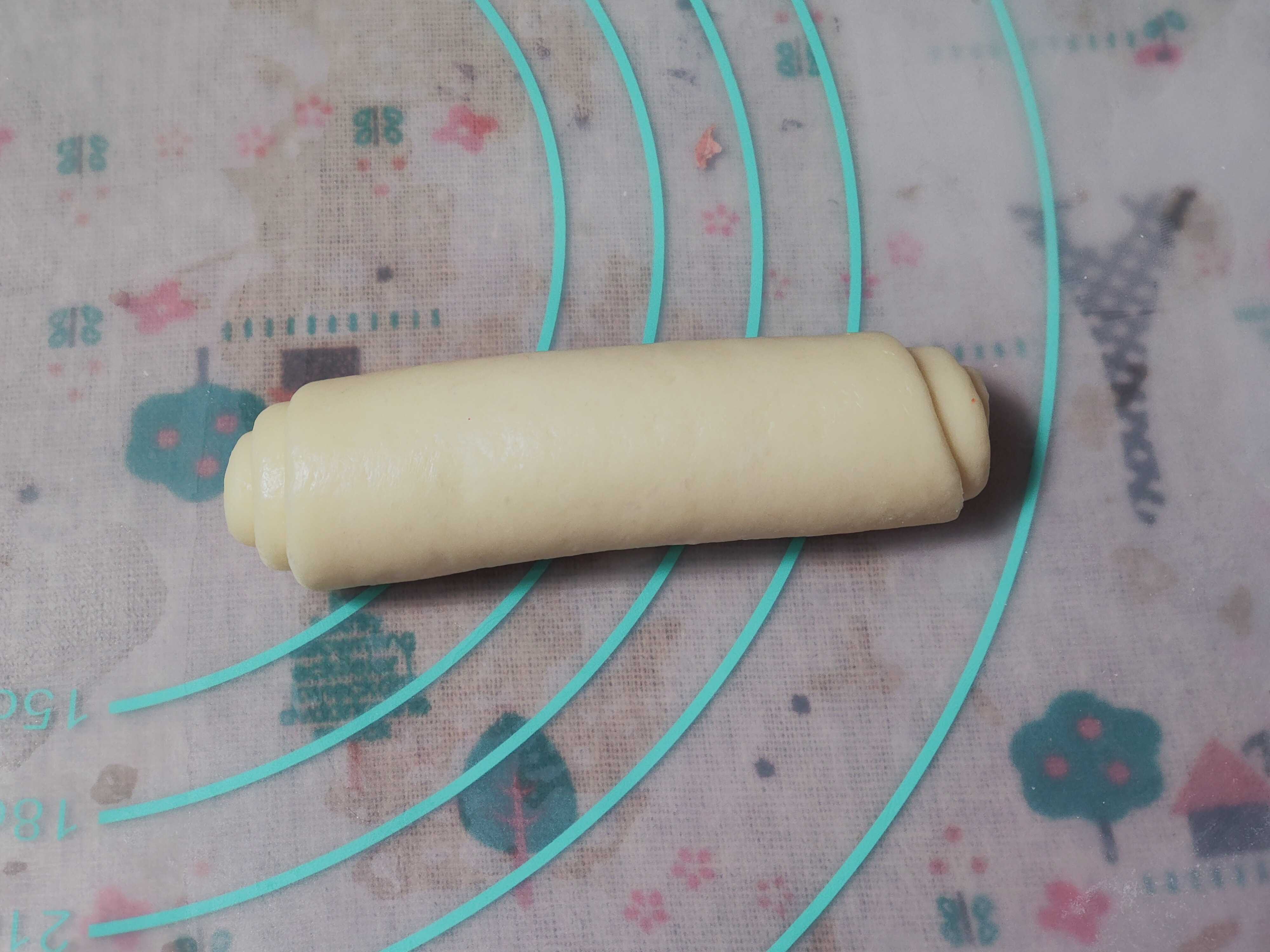 细腻柔软的肠仔包