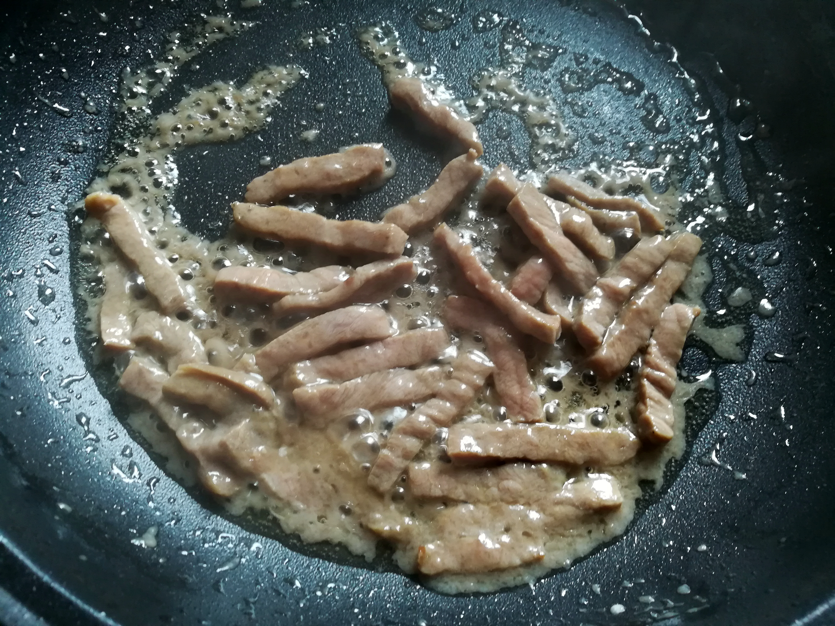 西芹炒牛肉