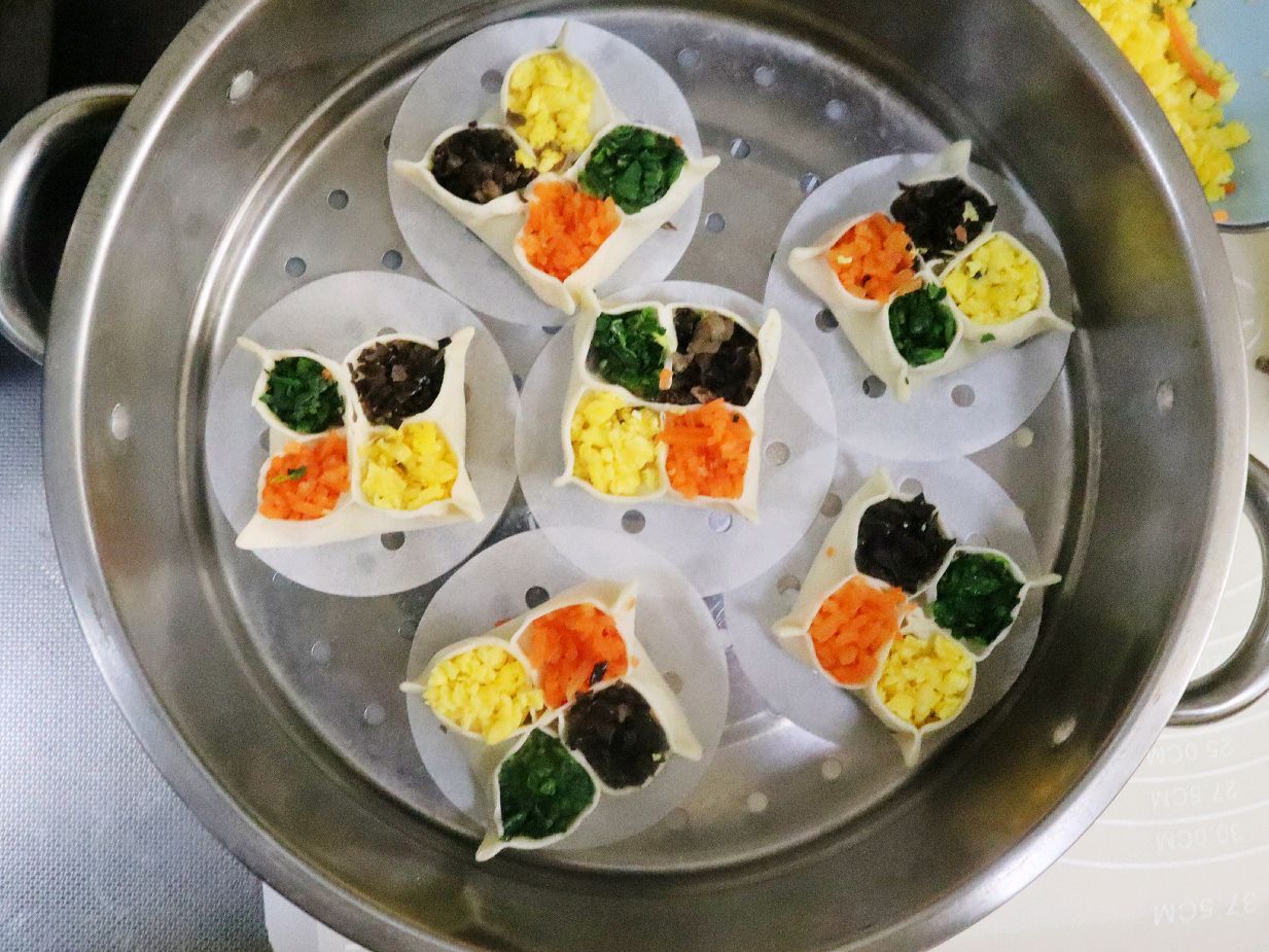 喜庆年菜四喜蒸饺❗️颜色夺目皮薄馅嫩❗️做法超详细