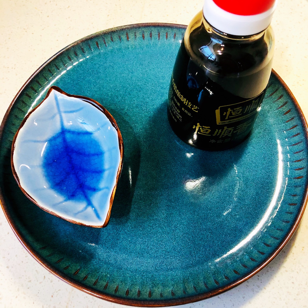 虾饼蘸醋