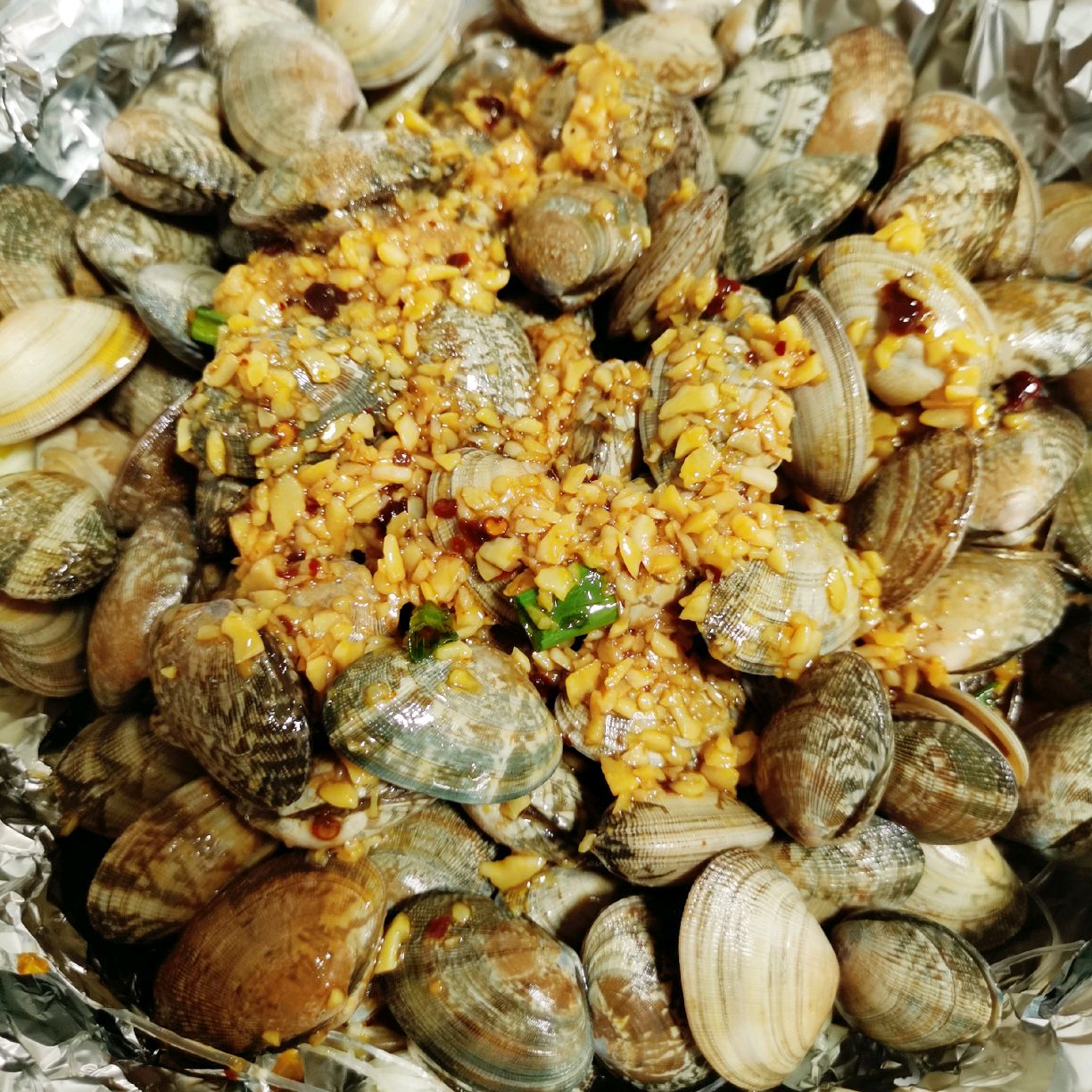 下饭神器：超简单锡纸花蛤粉丝