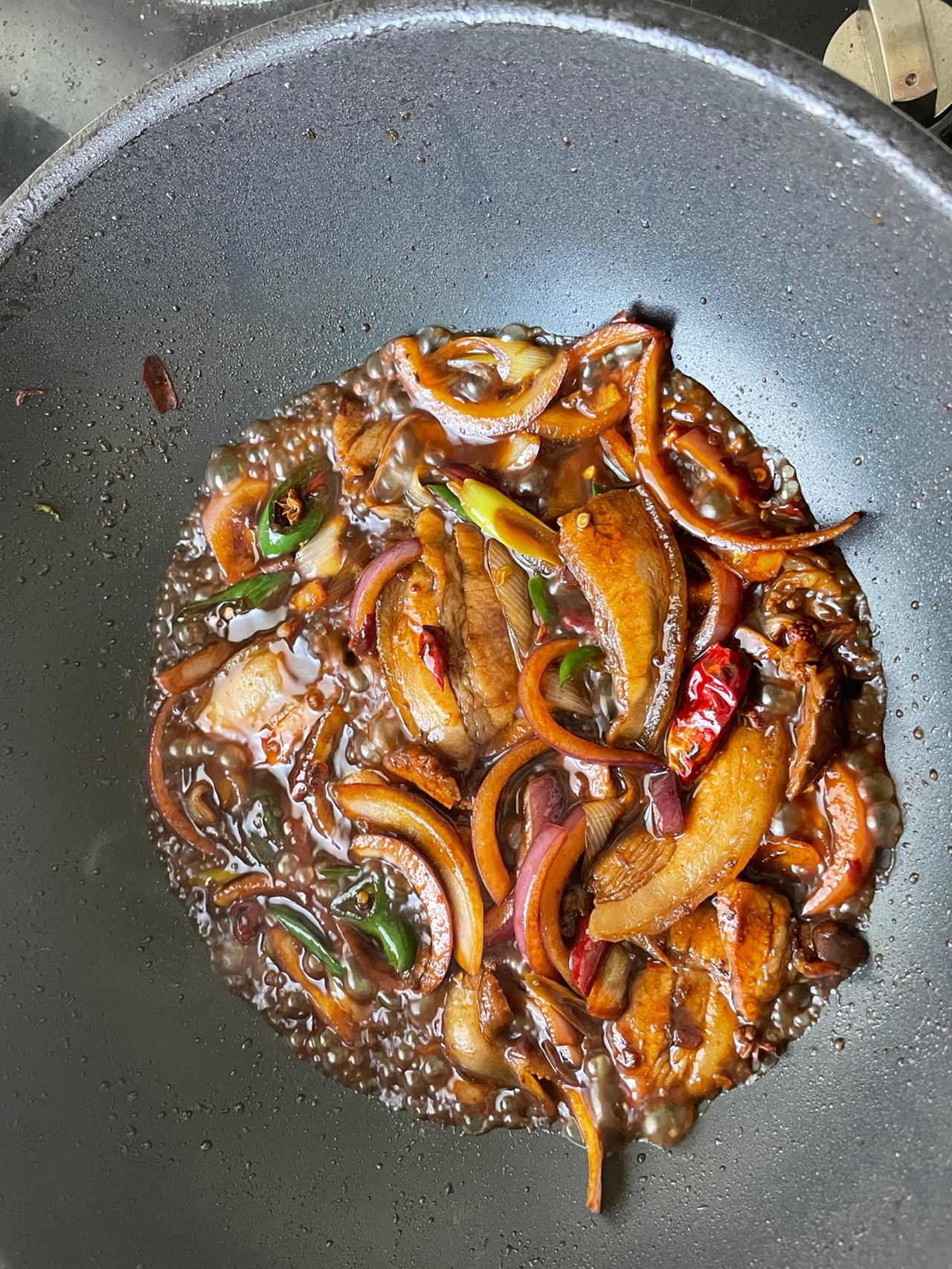 下饭神器，葱爆回锅肉