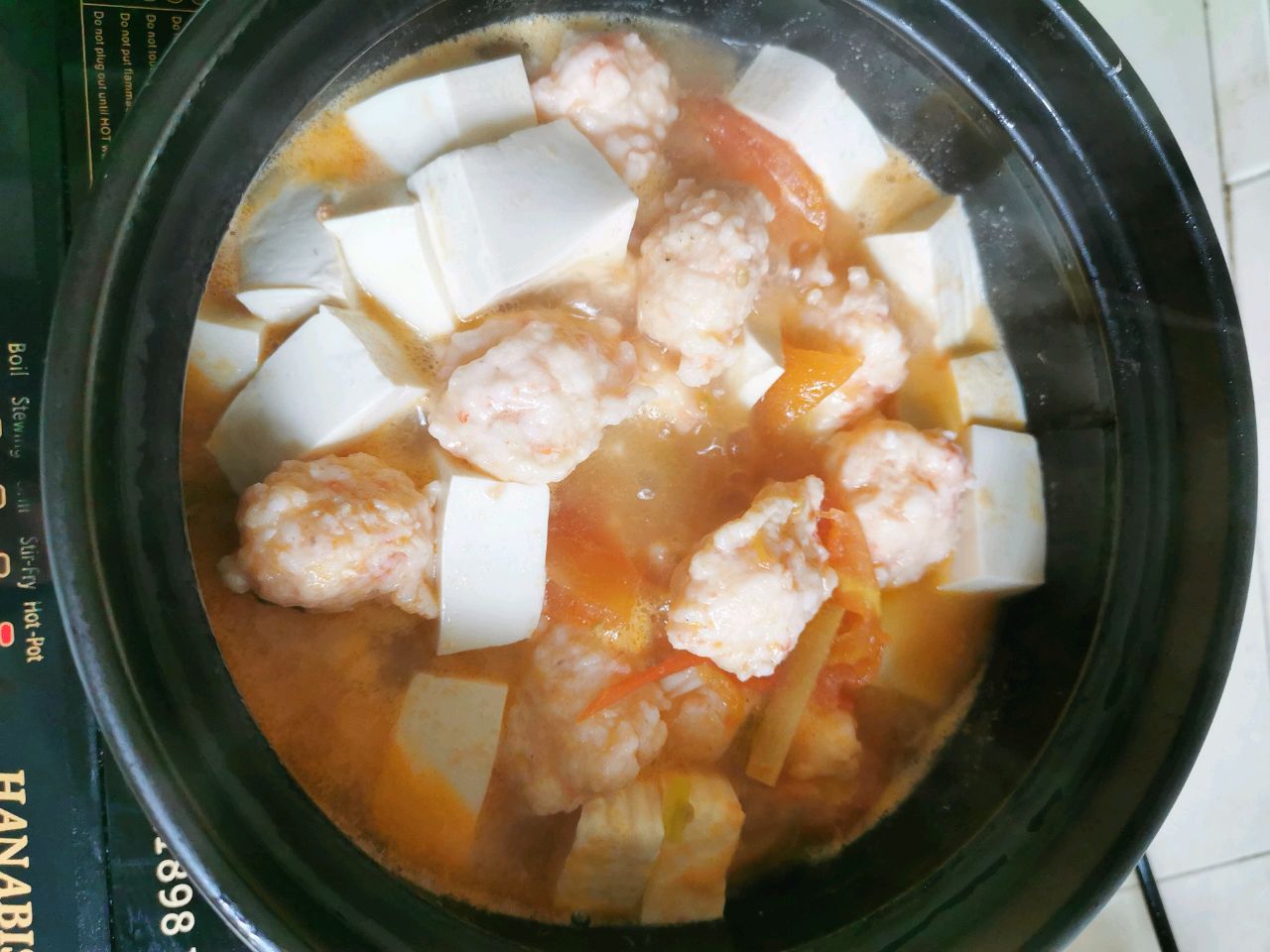 虾滑豆腐煲