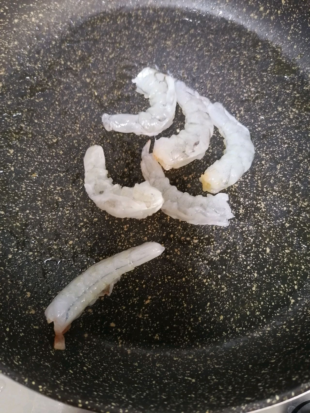 虾仁炒三样