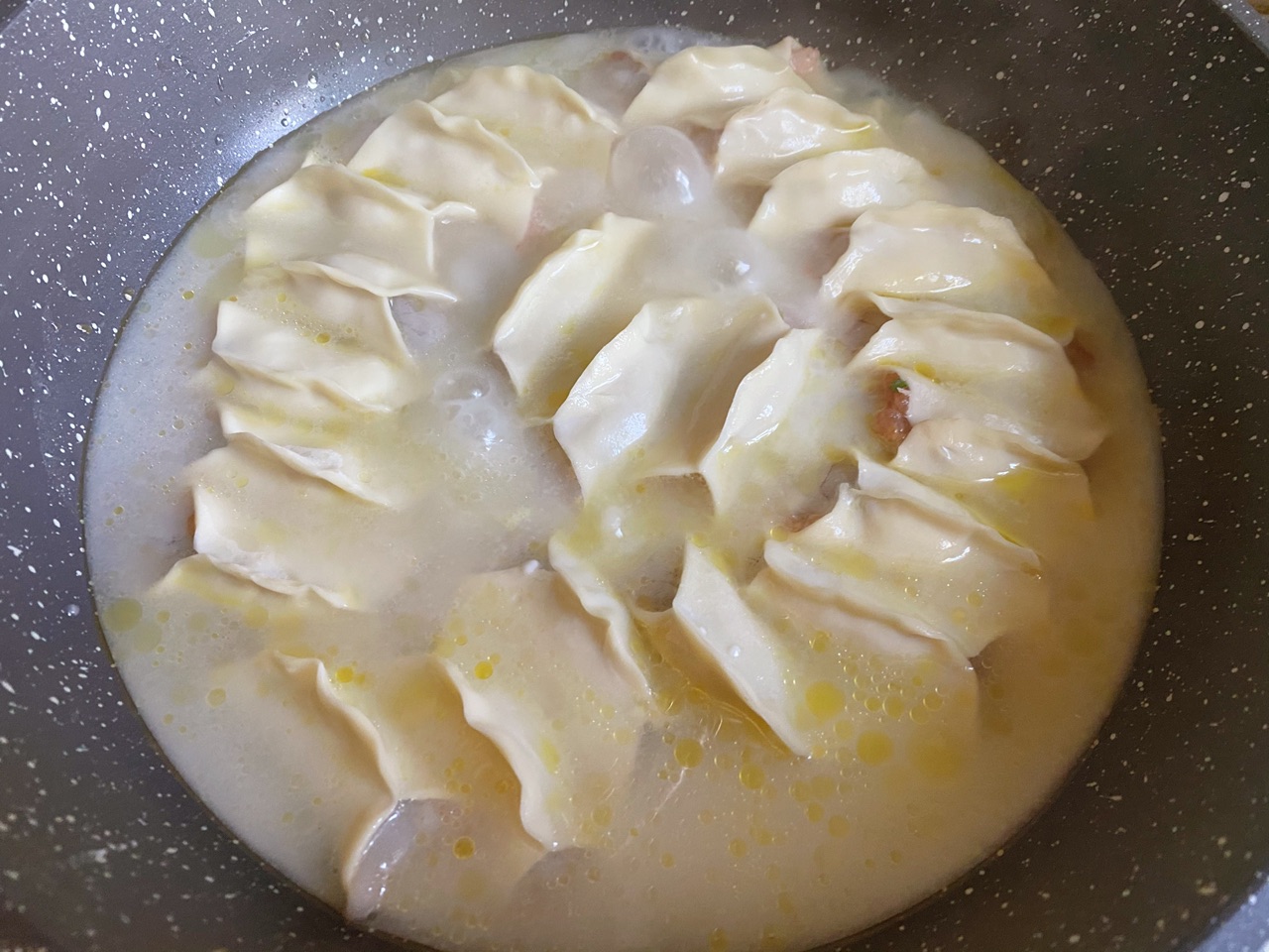 虾仁锅贴