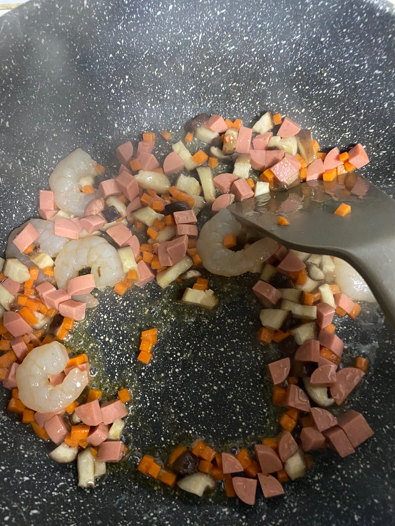 虾仁火腿焗饭