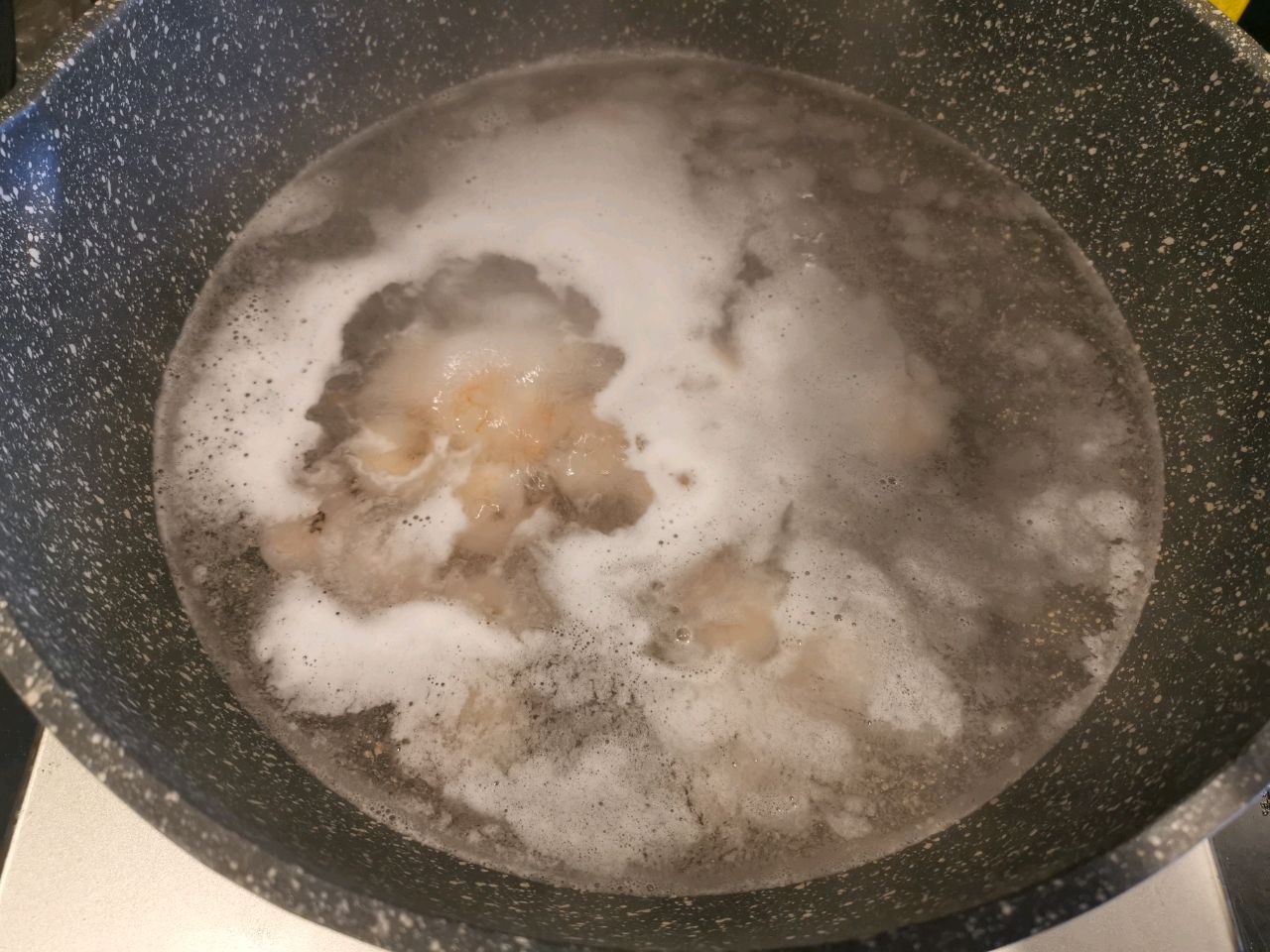 虾仁清汤面