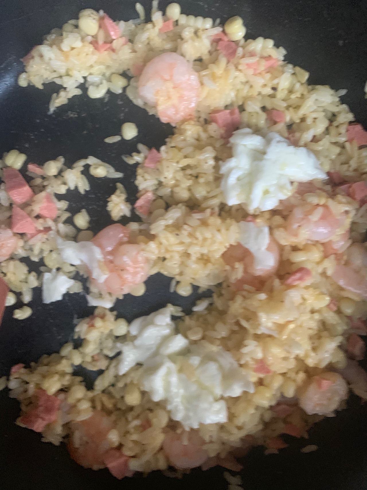 虾仁玉米蛋炒饭