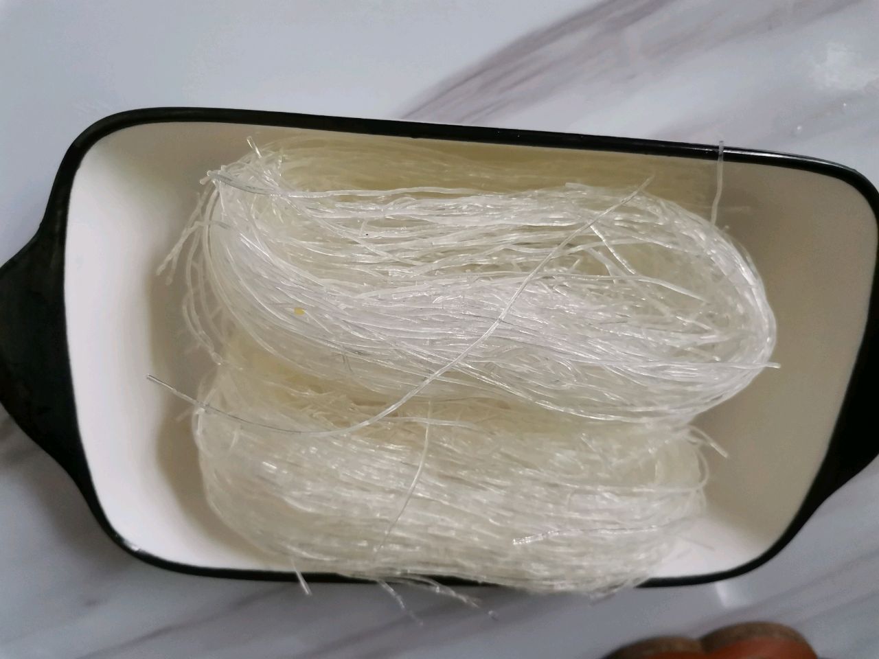 虾虾牛丸粉丝煲