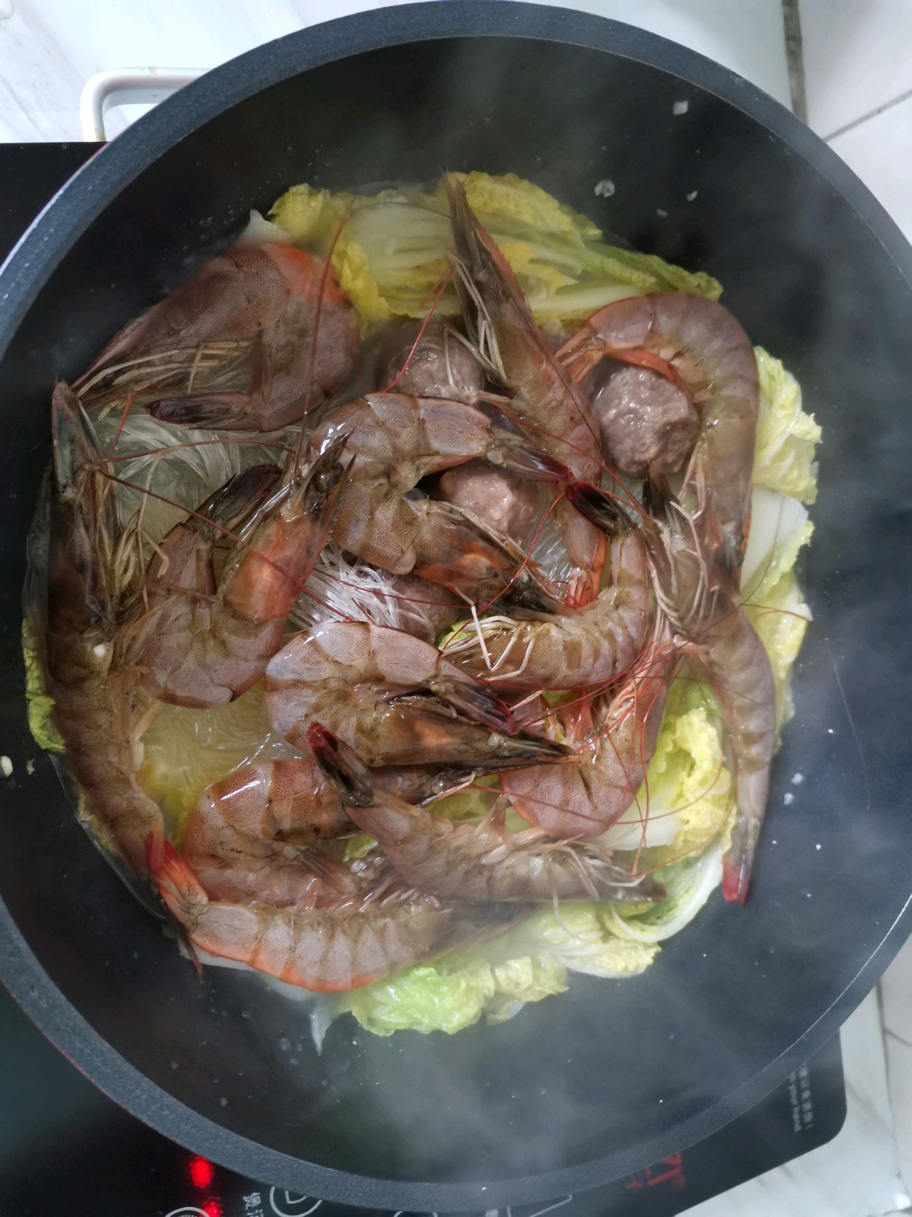 虾虾牛丸粉丝煲