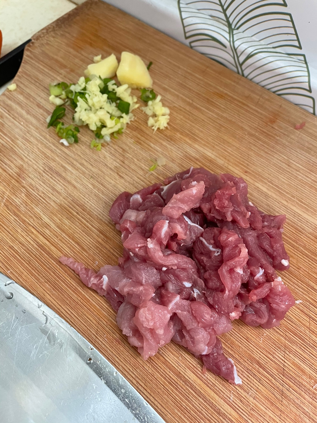 咸菜炒肉丝
