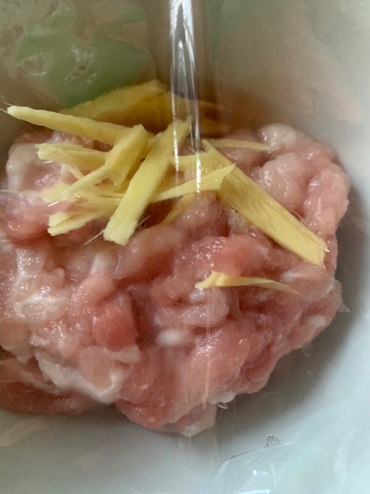咸菜肉丝面