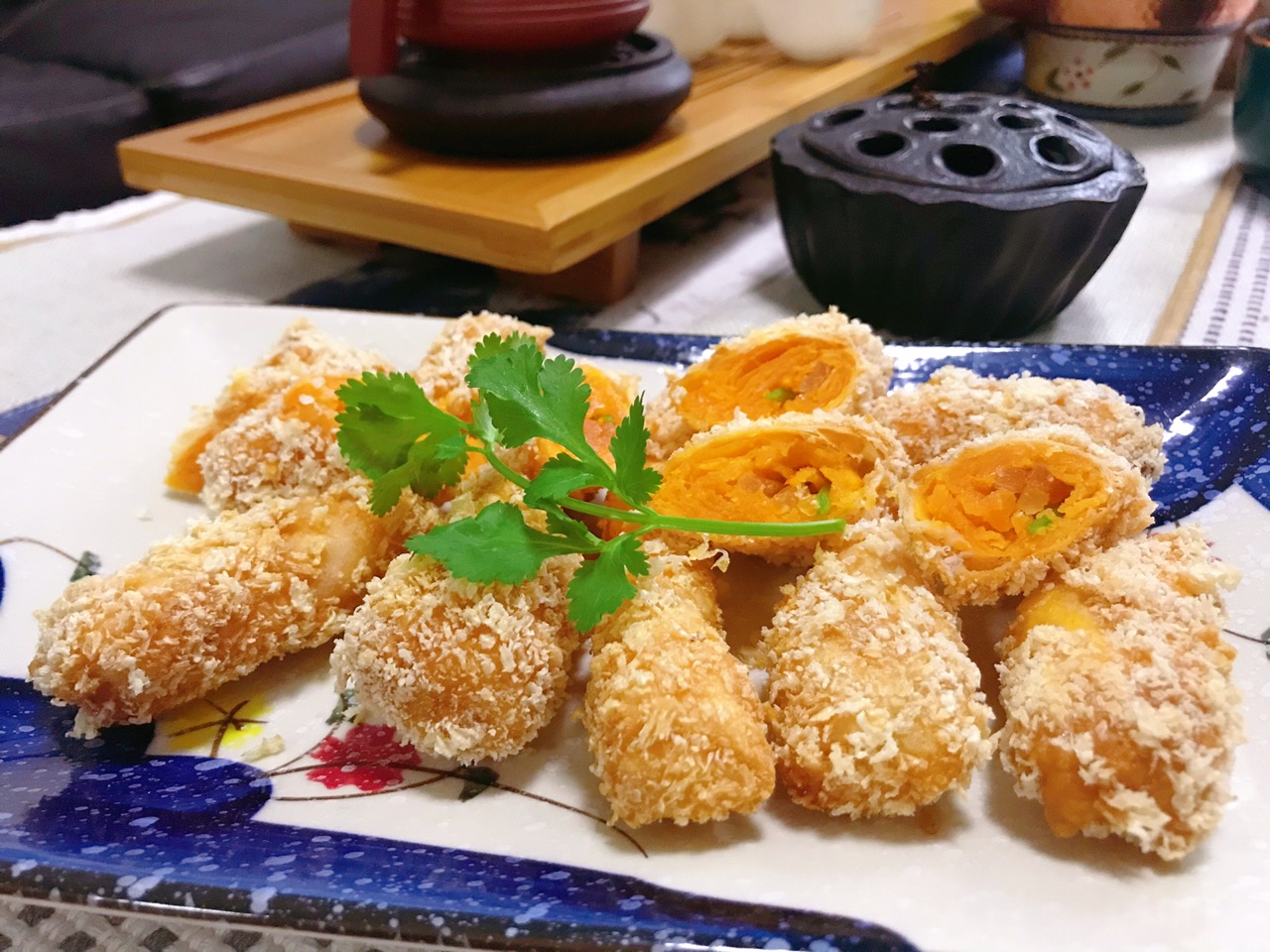 咸蛋黄卷