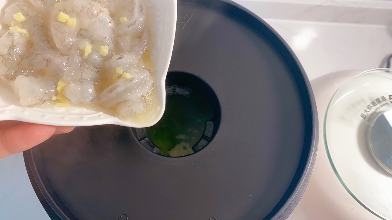 鲜到掉眉毛的丝瓜虾仁粥