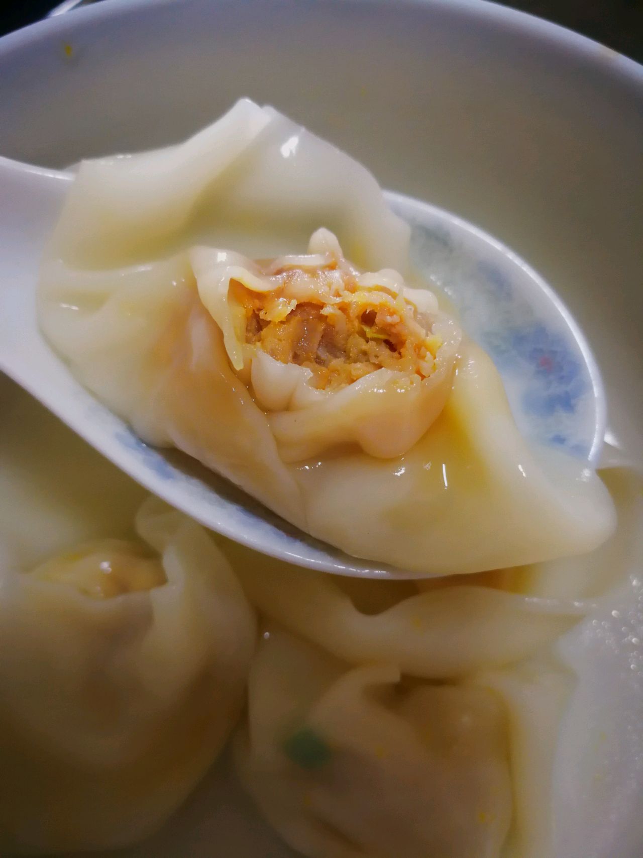 鲜到掉眉毛的蟹肉蟹黄馄饨