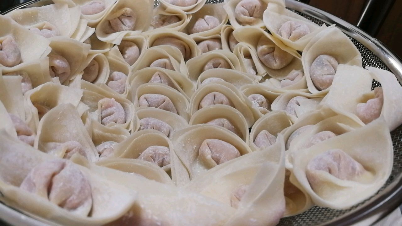 鲜到掉眉毛的蟹肉蟹黄馄饨