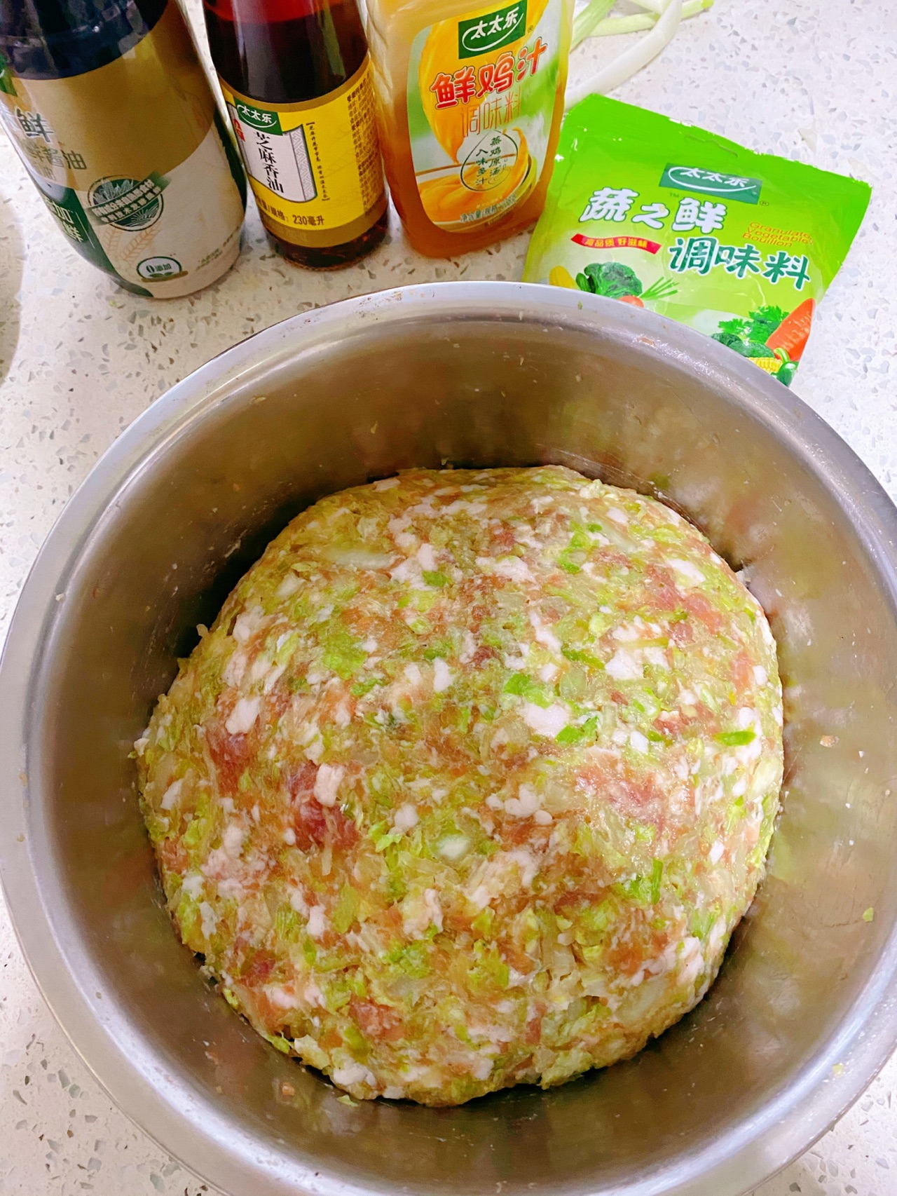 鲜到掉眉毛萝卜白菜饺子