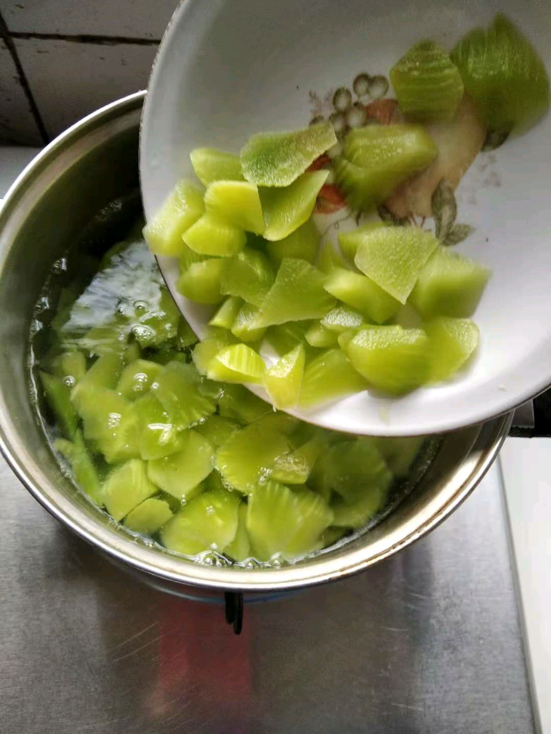鲜掉牙的翡翠鲜蔬