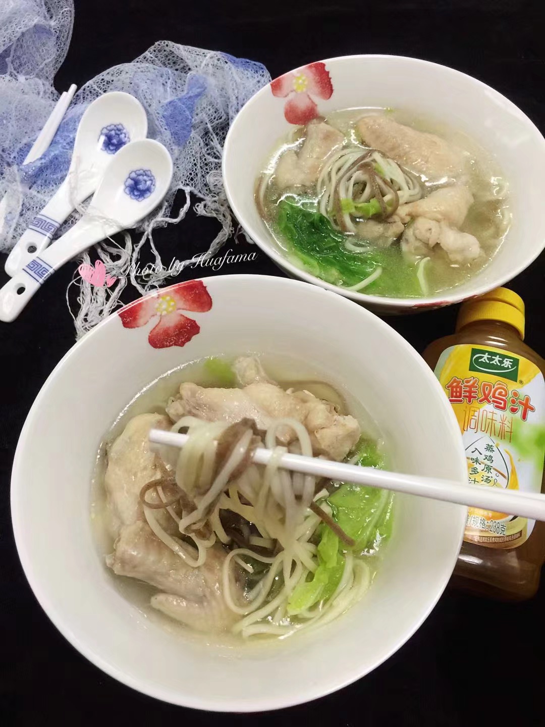 鲜鸡汁鸡翅白菜面条汤