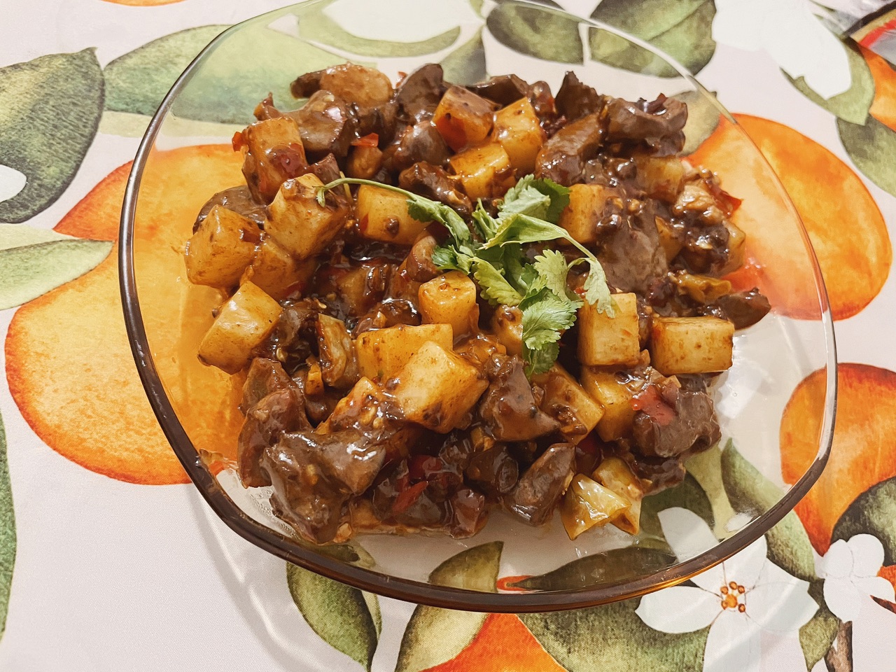 鲜辣酱香，两碗饭都不够配的泡椒鸡杂