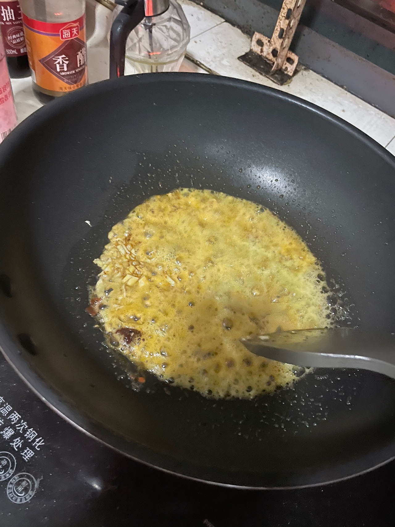 鲜辣酱香，两碗饭都不够配的泡椒鸡杂