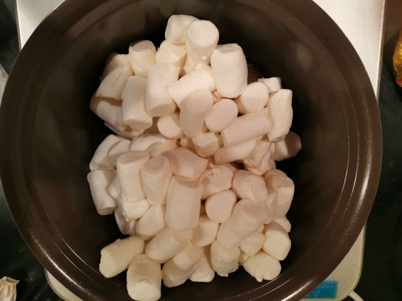 鲜辣肉松雪花酥