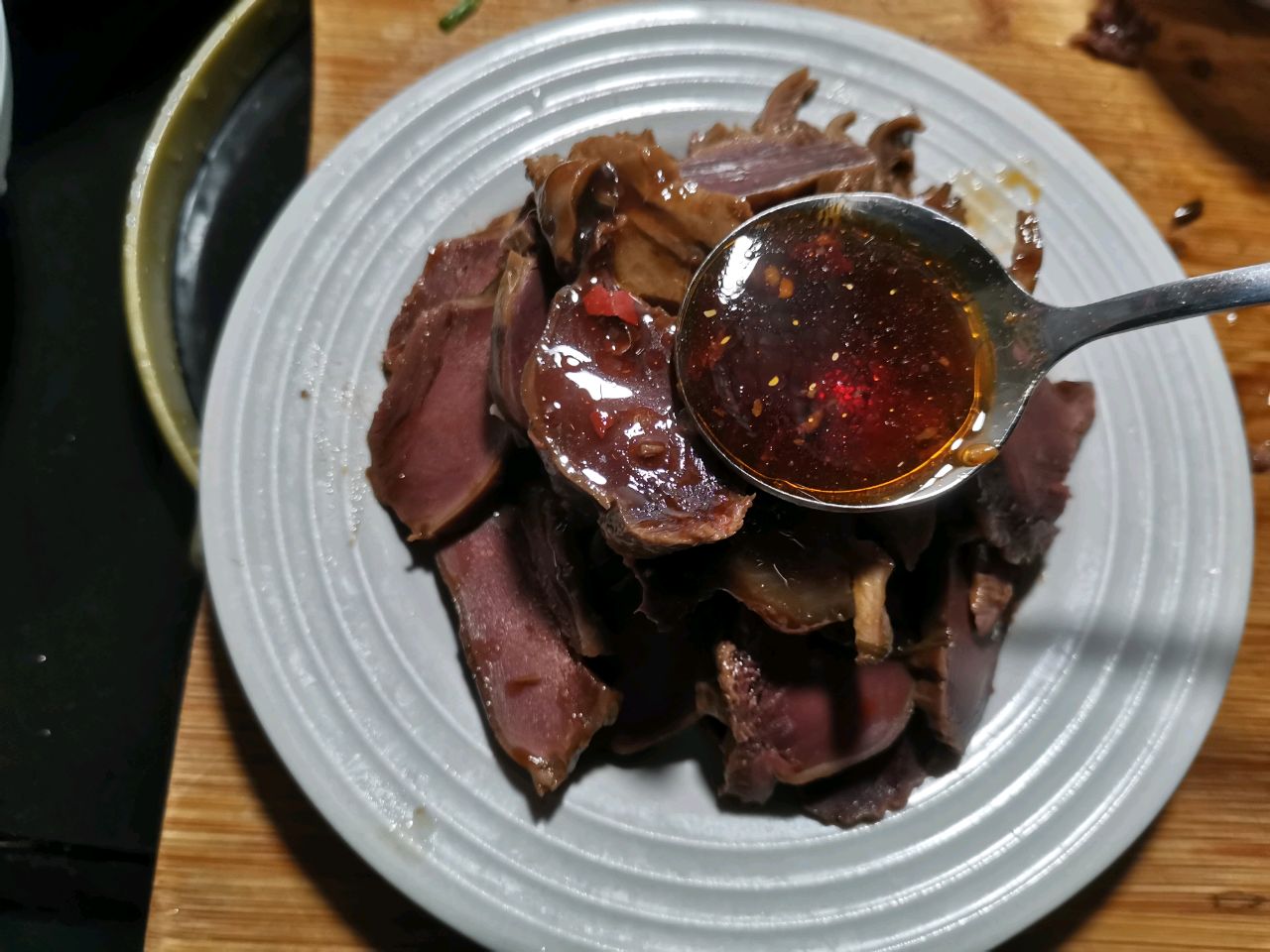 鲜辣鸭胗