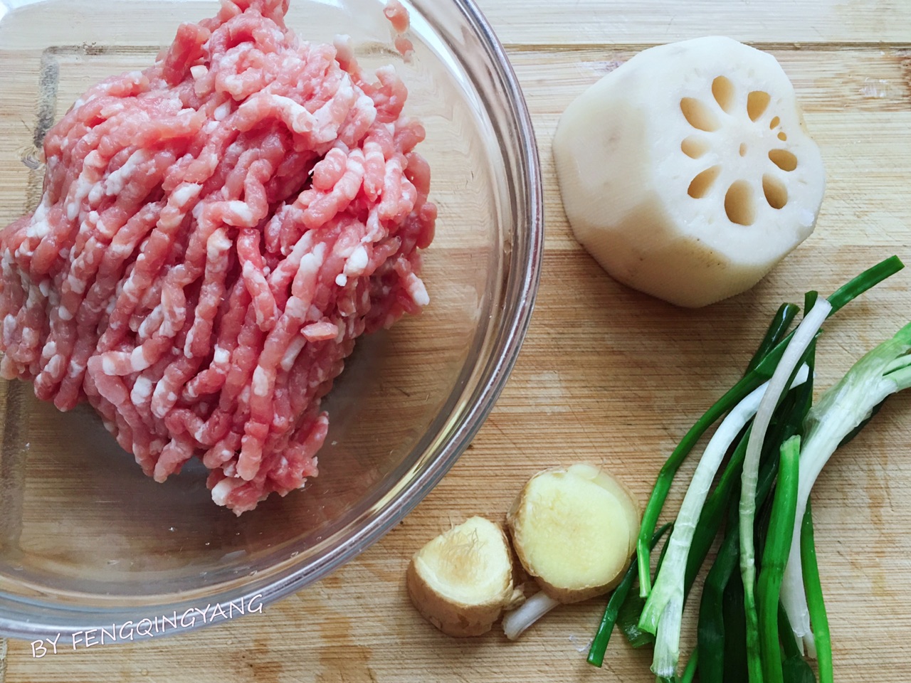 鲜美脆嫩的清蒸莲藕肉圆子