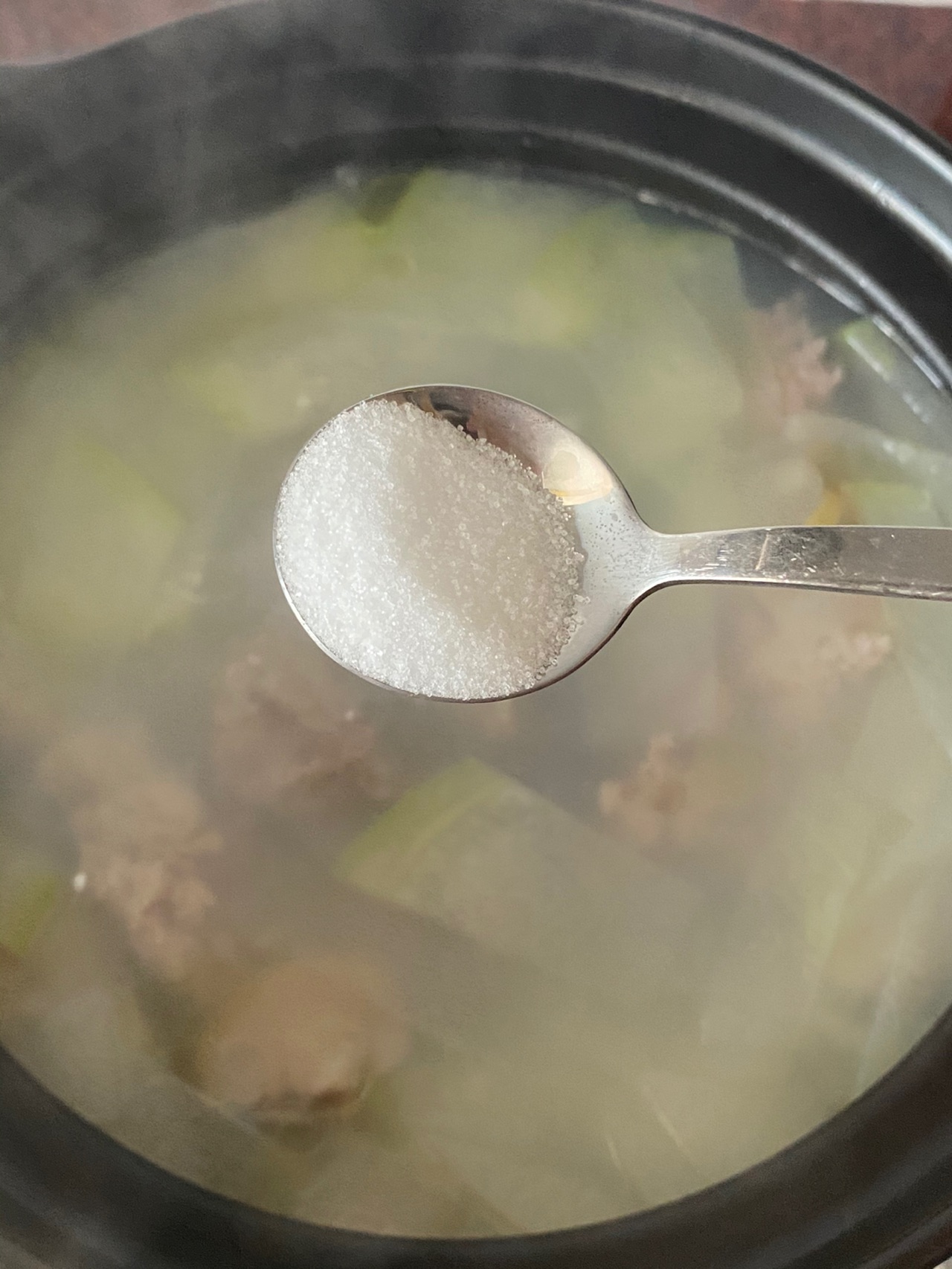 鲜美冬瓜沙白汤