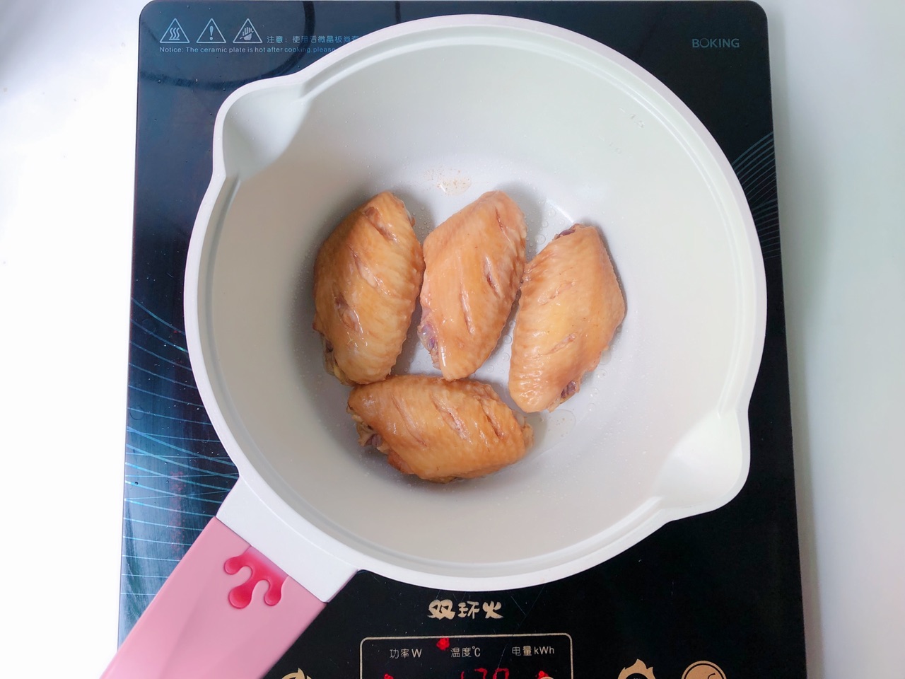 鲜美多汁的可乐鸡翅