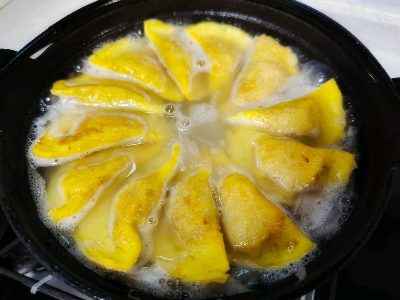 鲜美萝卜丝炖蛋饺